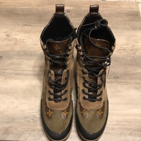 Louis Vuitton Laureate Platform Boots - Picture 1 of 6